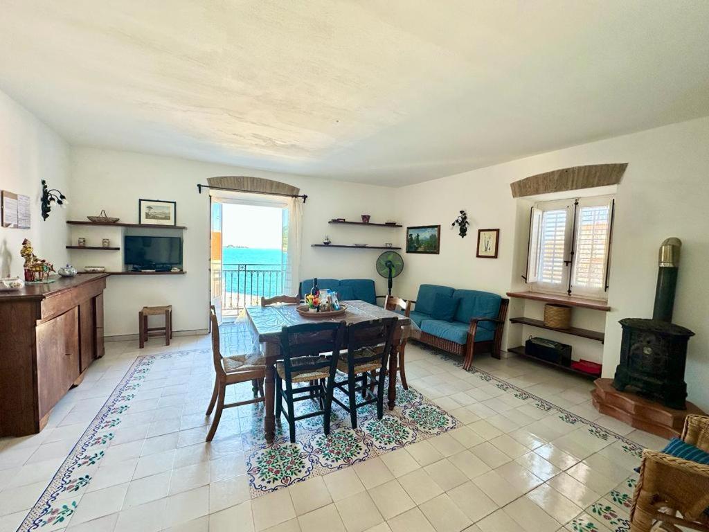 Molo Sea View Apartment Cefalu Bagian luar foto